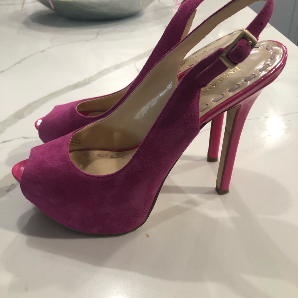 Enzoe Angolini Slingback Heels - Picture 2 of 6
